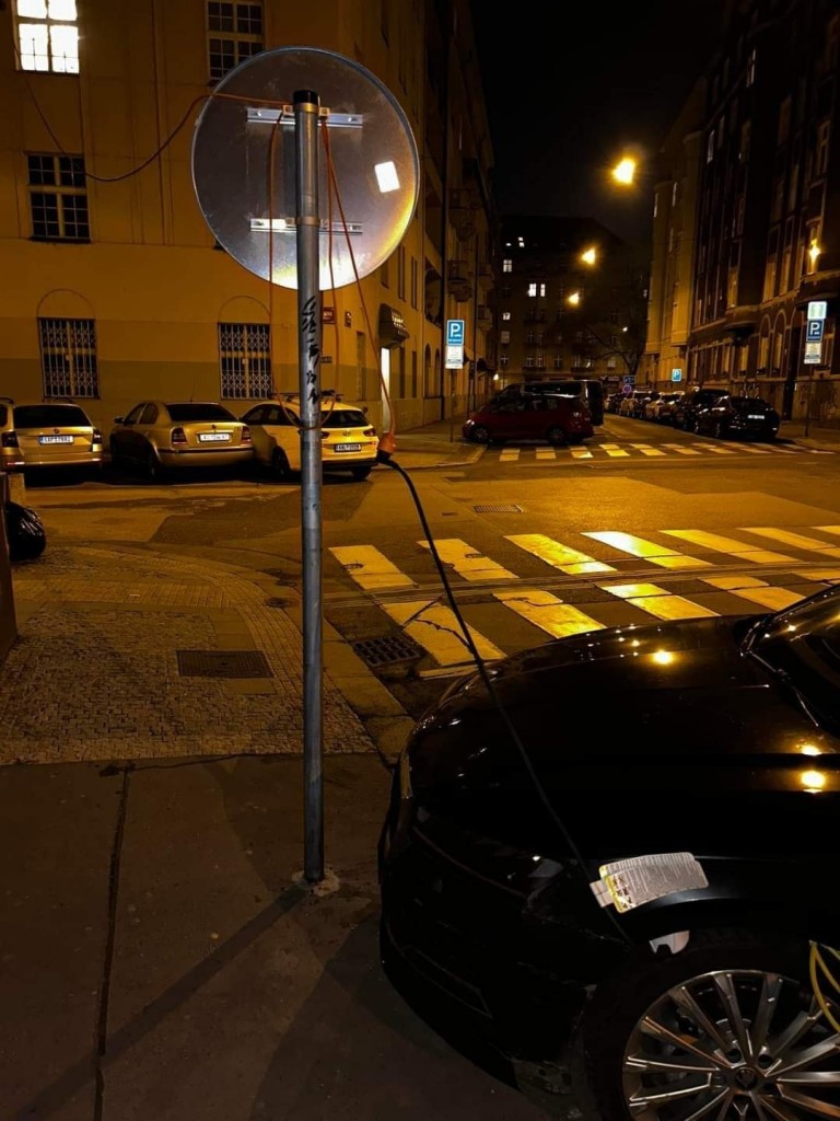 Ablakból lógó hosszabbítók lepik el a városokat? 2