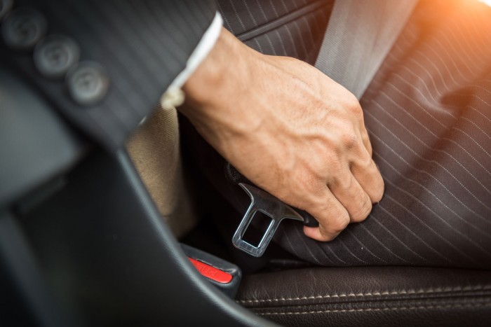 Hibázott az autózó miniszterelnök, elszámoltatják