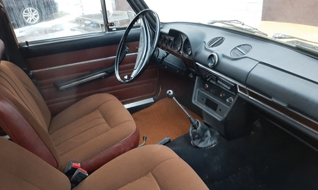 Végre egy ritka szép Lada, amit emberi áron kínálnak 4