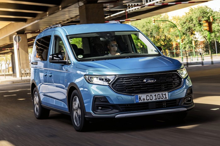 Ez az autó darabjaira hullhat menet közben 3