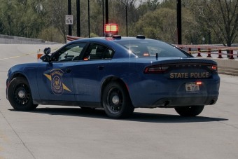 Kifogyott a benzin az autójából, ittasan hívta a rendőröket