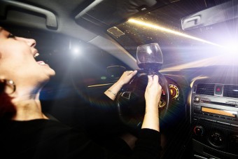 Online közvetítette saját karambolját a részeg anyuka