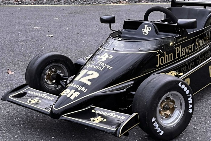 Nem véletlenül ennyire olcsó ez a Senna-autó