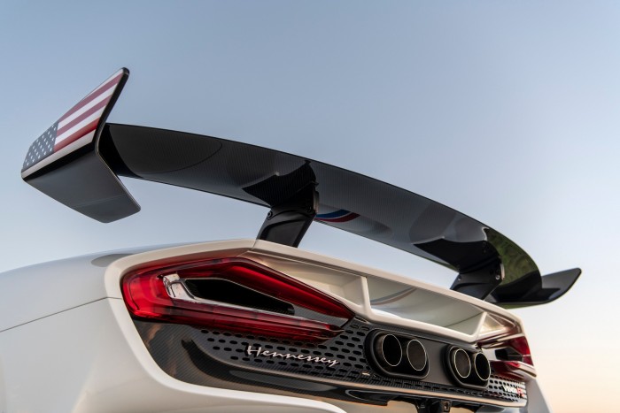 Ennél unalmasabban is elkölthetsz egymilliárdot 7