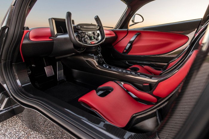 Ennél unalmasabban is elkölthetsz egymilliárdot 10