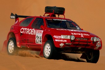 A Dakar fél mezőnye eltévedt a sivatagban 30 éve