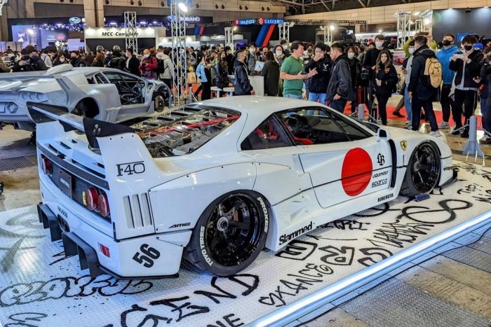 Elég megosztó, amit a Liberty Walk művelt ezzel a Ferrarival 3