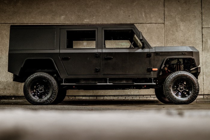 Mintha egy filmből lépett volna ki ez a villanyos terepjáró 7 | Vezess Mintha egy filmből lépett volna ki ez a villanyos terepjáró 7