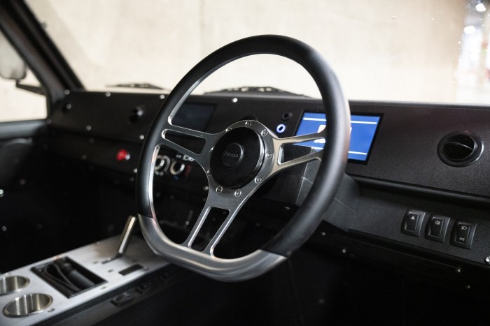 Mintha egy filmből lépett volna ki ez a villanyos terepjáró 6 | Vezess Mintha egy filmből lépett volna ki ez a villanyos terepjáró 6