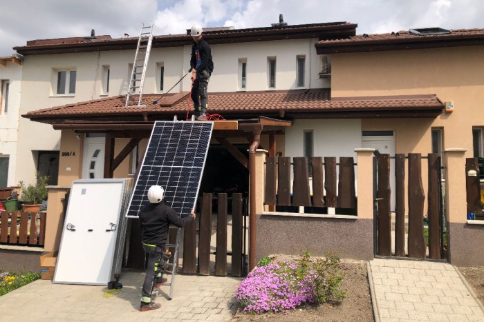 A Tesla mindenkit lenyomott Magyarországon 2 | Vezess A Tesla mindenkit lenyomott Magyarországon 2