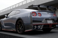 Civilizáltabb lett a Nissan GT-R 64