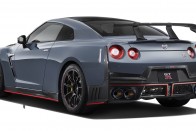 Civilizáltabb lett a Nissan GT-R 65