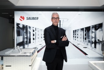 F1: Új vezetőt neveztek ki az Alfa Romeónál