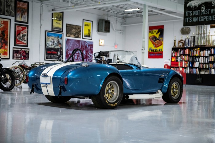 Még Elvis is vezette ezt az ikont 6