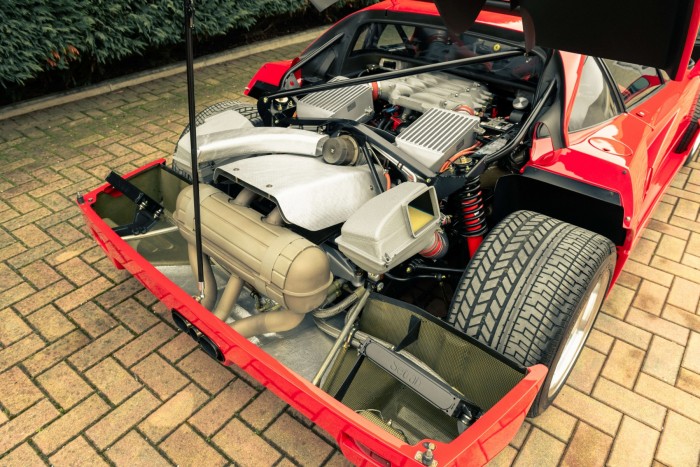 Megválik Ferrarijától a Mercedes főnöke 8