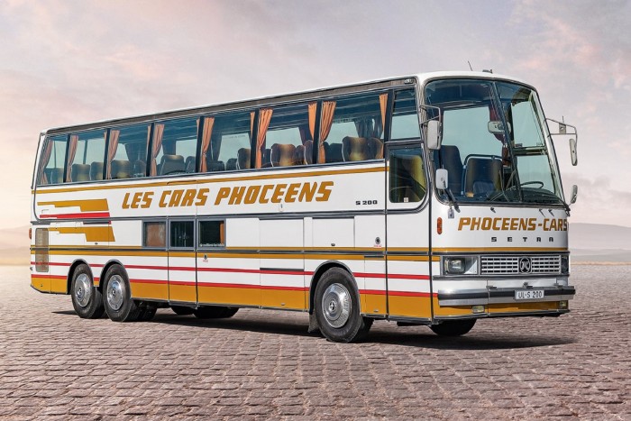 Ez a busz volt a sztár 50 évvel ezelőtt Genfben