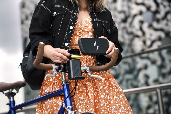 Bármilyen bringát elektromossá alakít ez a pehelykönnyű doboz 3 | Vezess Bármilyen bringát elektromossá alakít ez a pehelykönnyű doboz 3