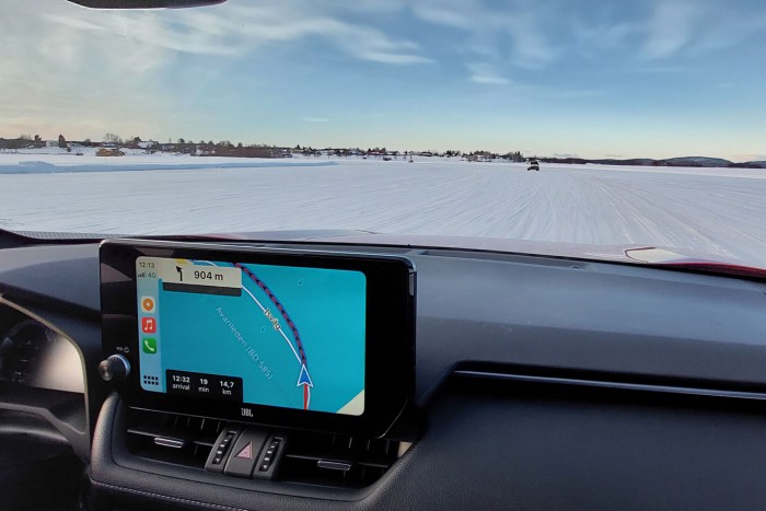 Jégre tettünk egy új Toyotát 11