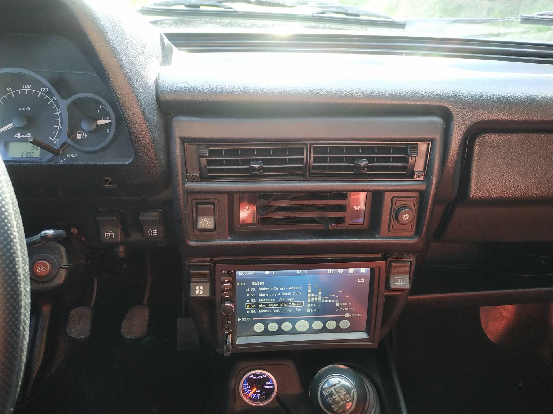 Szia, Uram! 300 lóerős Lada Niva, 22 colos kerekekkel érdekel? 8 | Vezess Szia, Uram! 300 lóerős Lada Niva, 22 colos kerekekkel érdekel? 8