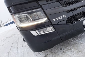 Nagyobb fülkét kapott Európa legerősebb kamionja