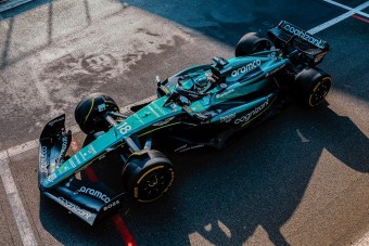 Melyik a legszebb új Forma-1-es autó? Szavazz!