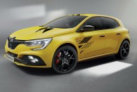 Limitált szériával búcsúzik a legsportosabb Renault 30