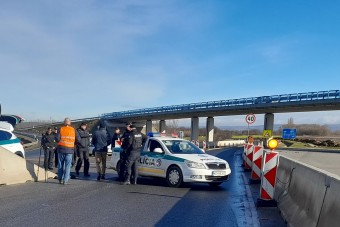 Videón az M3-ason történt üldözés