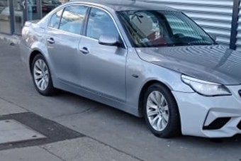 Ettől a hazai, átalakított BMW-től több gyermek felsírt Münchenben