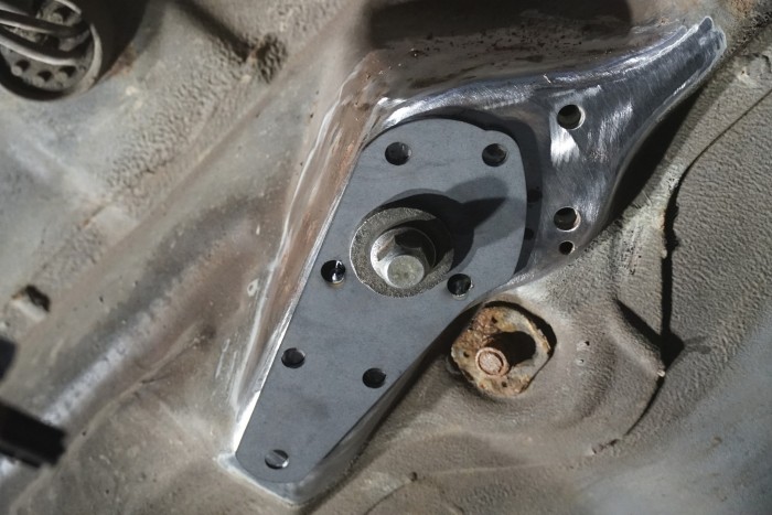 Így lett fékcsőjavításból futóműcsere a BMW-n 12