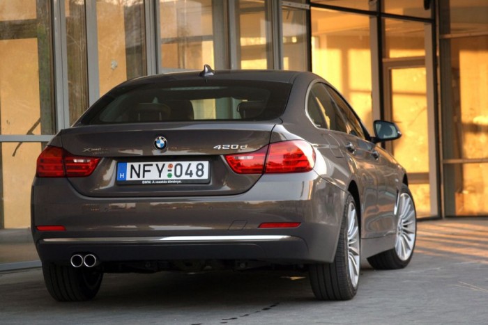 Jobb egy használt autó egy új Suzukinál? 27