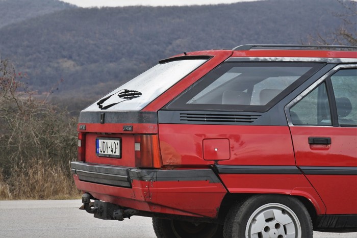 Megmentésért kiált ez a hidrós Citroën 105 Megmentésért kiált ez a hidrós Citroën 105