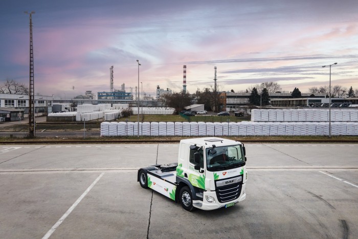 Már a MOL is az elektromosság felé kacsingat 5