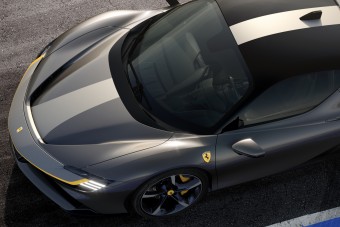 Volt rá pénze, mégsem vehetett Ferrarit