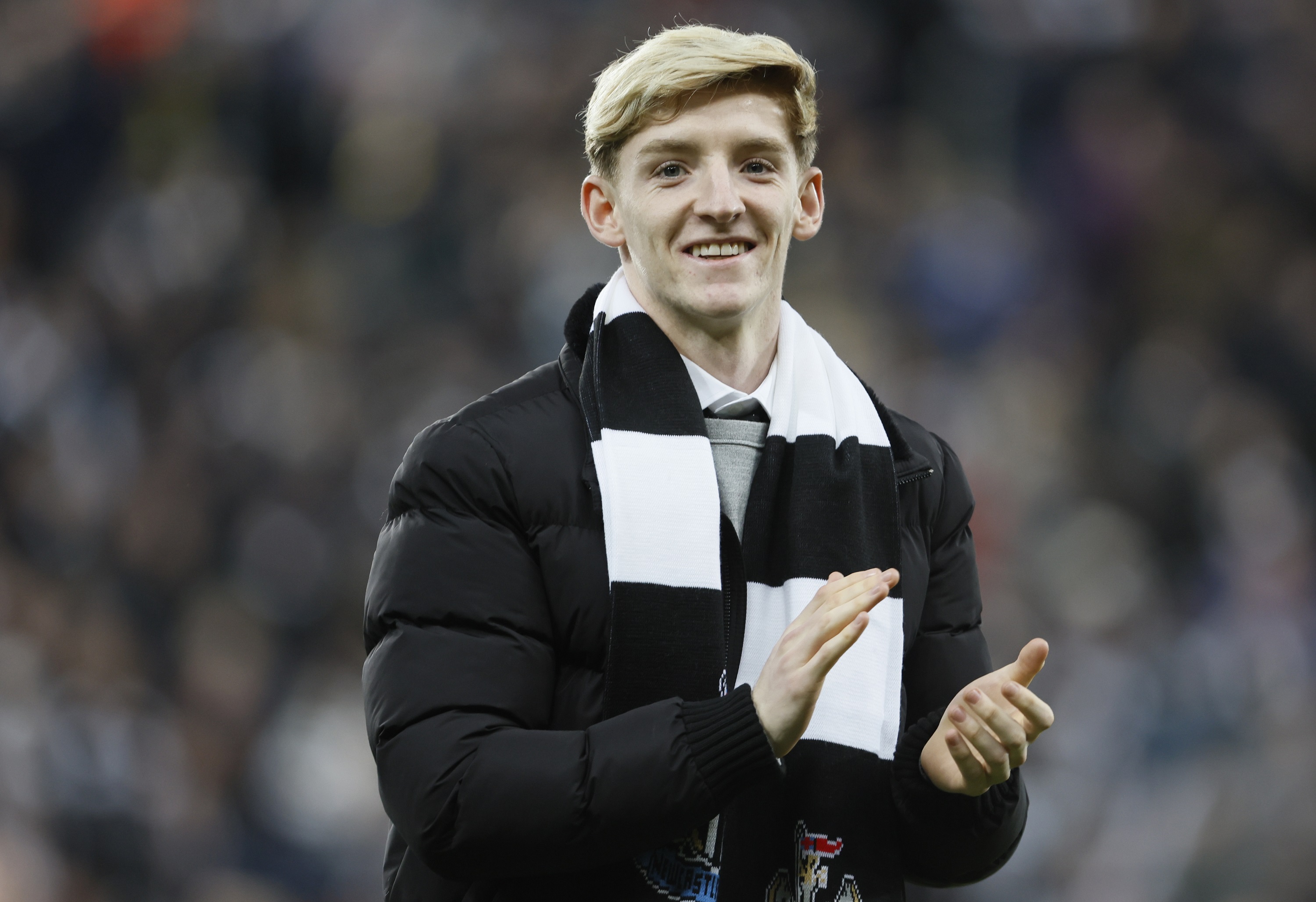 123 milliárdot szórtak el a fociklubok erre az öt játékosra egyetlen hónap alatt 3