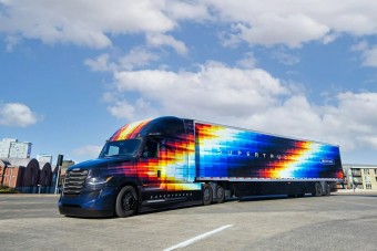 Ez most a legáramvonalasabb csőrös a világon