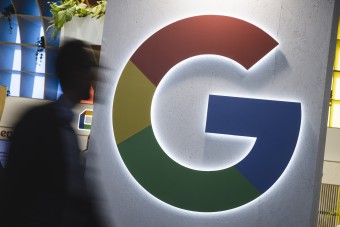 Saját chatrobottal söpörné el a konkurenciát a Google