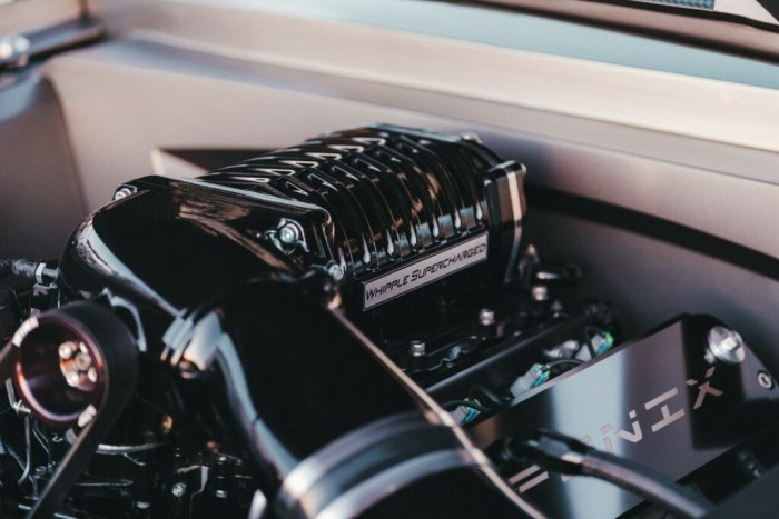 Klasszikus forma és modern technika tökéletes ötvözete ez a Camaro 4