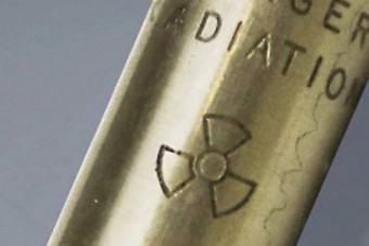 Aki egy ilyen feliratot közelről tud olvasni, jobb, ha teljes erőből futni kezd