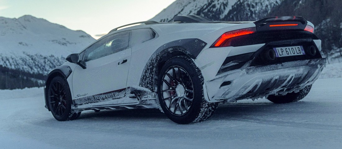 Mindenhez is alkalmazkodik az off-road-szupersportkocsi