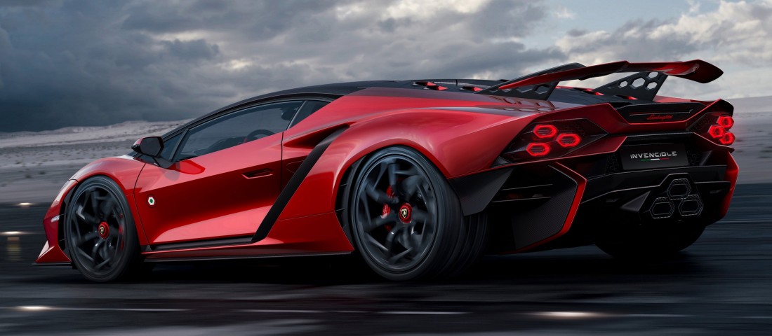 Csodaautókkal búcsúzik a Lamborghini legendás motorja