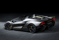 Csodaautókkal búcsúzik a Lamborghini legendás motorja 23