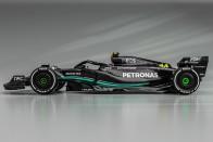 F1: Hamilton újra fekete autót kap a Mercedestől 7