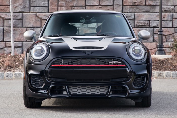 J.D. Power 2023. évi Jármű Megbízhatósági Felmérés 16 | Vezess J.D. Power 2023. évi Jármű Megbízhatósági Felmérés 16