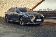 Okosabb, olcsóbb, takarékosabb a Lexus NX 16