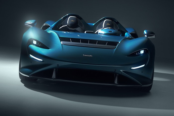 330 km/óra, szélvédő nélkül 7