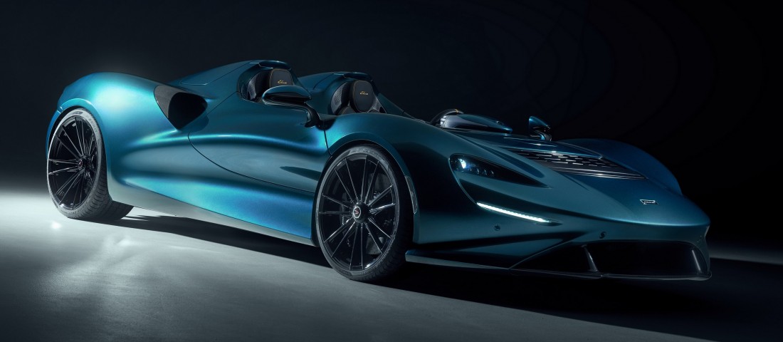 330 km/óra, szélvédő nélkül