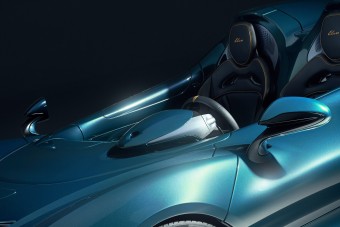 330 km/óra, szélvédő nélkül