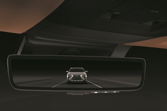 Okosabb, olcsóbb, takarékosabb a Lexus NX 9