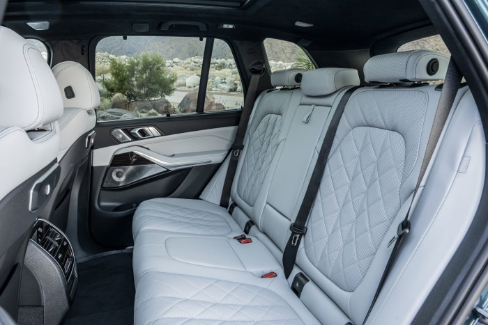 Sportosabbra szabta legnépszerűbb modelljét a BMW 13