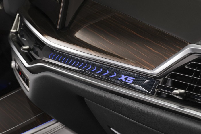 Sportosabbra szabta legnépszerűbb modelljét a BMW 14